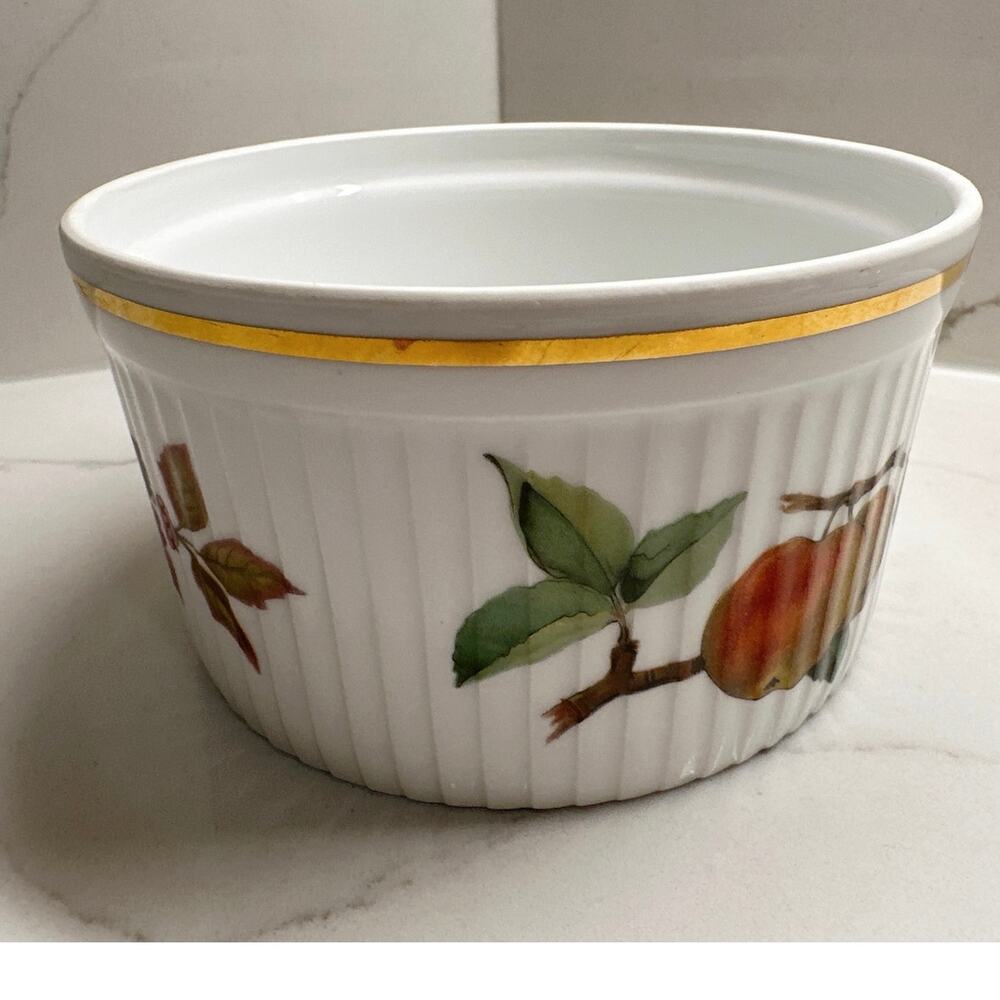 Royal Worcester Evesham Gold Souffle Dish 5.5” Fine Porcelain England